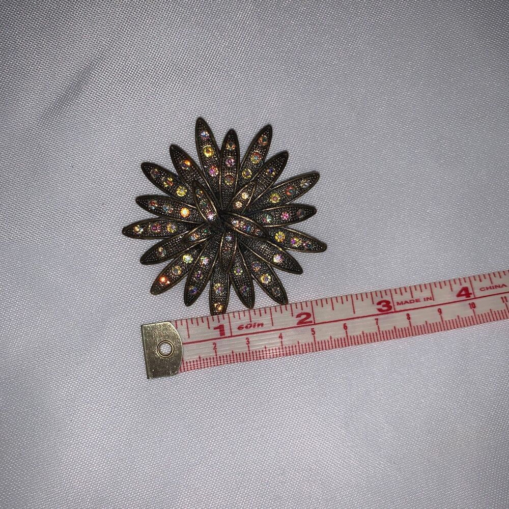 Vintage Sea Urchin Brooch N1,1980's Gold Iridescence Color Rhinestone Brooch - Picture 12 of 13